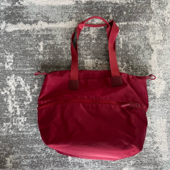 *SOLD* FWD Expandable Tote in Brick - Picture 4 of 5